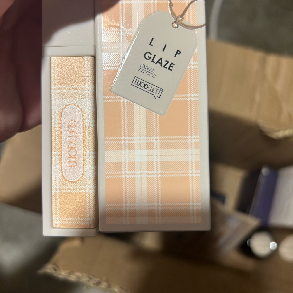 BNIB lip glaze red